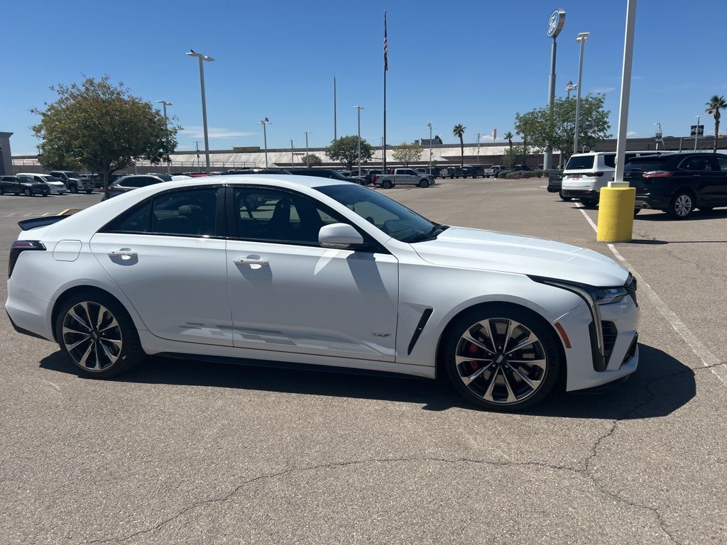 2023 Cadillac CT4 photo 7