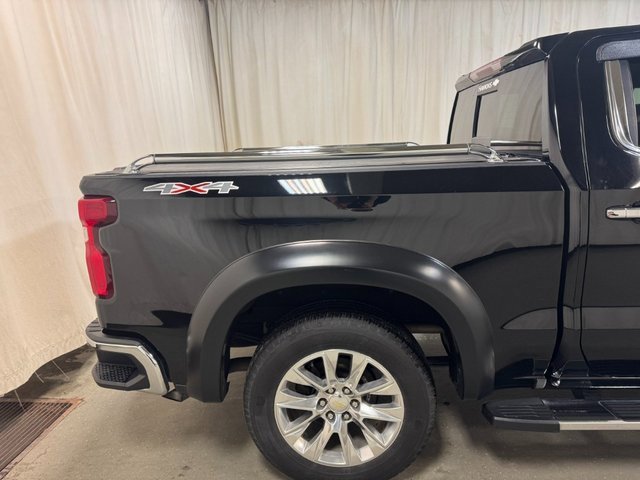 2020 Chevrolet Silverado 1500 LTZ photo 3