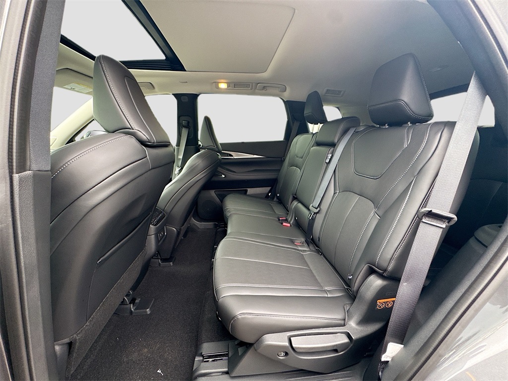 2026 Infiniti QX60 Luxe photo 25