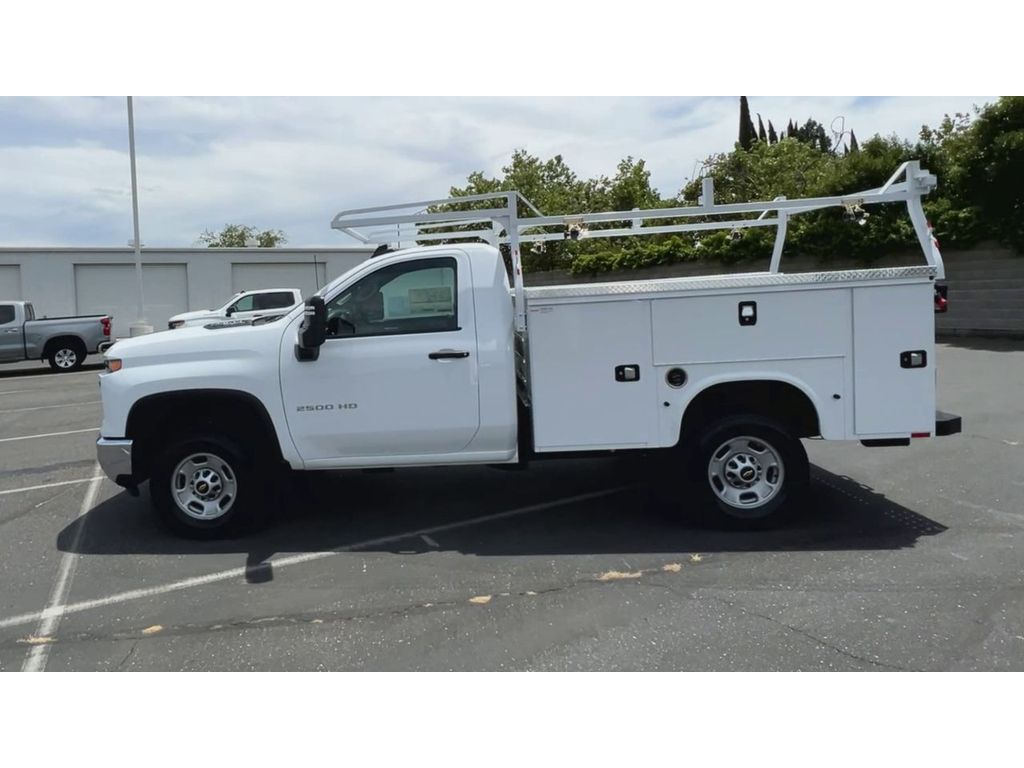 2024 Chevrolet Silverado 2500HD photo 7