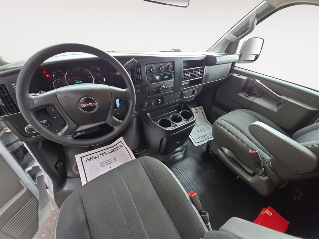 2023 Gmc Savana Cargo 2500 photo 10