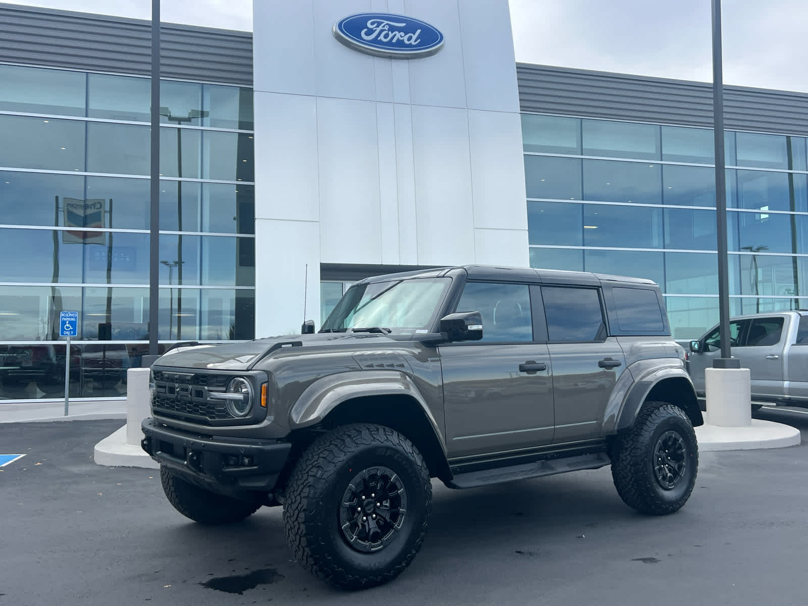 2025 Ford Bronco 4-Door Raptor's photo