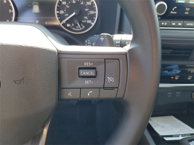 2025 Nissan Rogue S photo 12