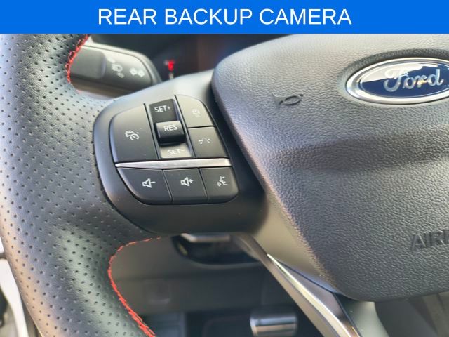 2023 Ford Escape ST-Line photo 3