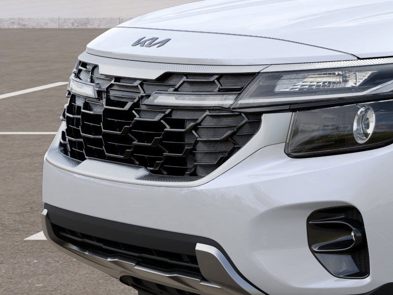 2025 Kia Seltos X-Line photo 11