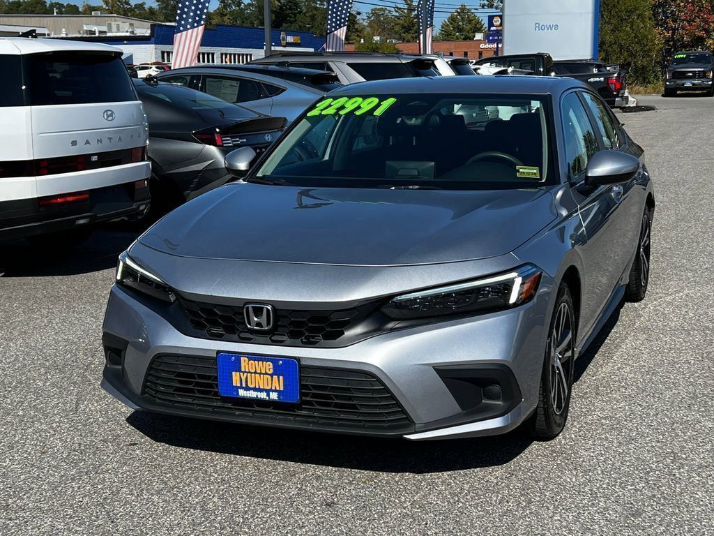 2024 Honda Civic LX Hatchback photo 2