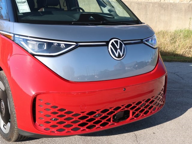 2025 Volkswagen ID. Buzz Pro Plus photo 3