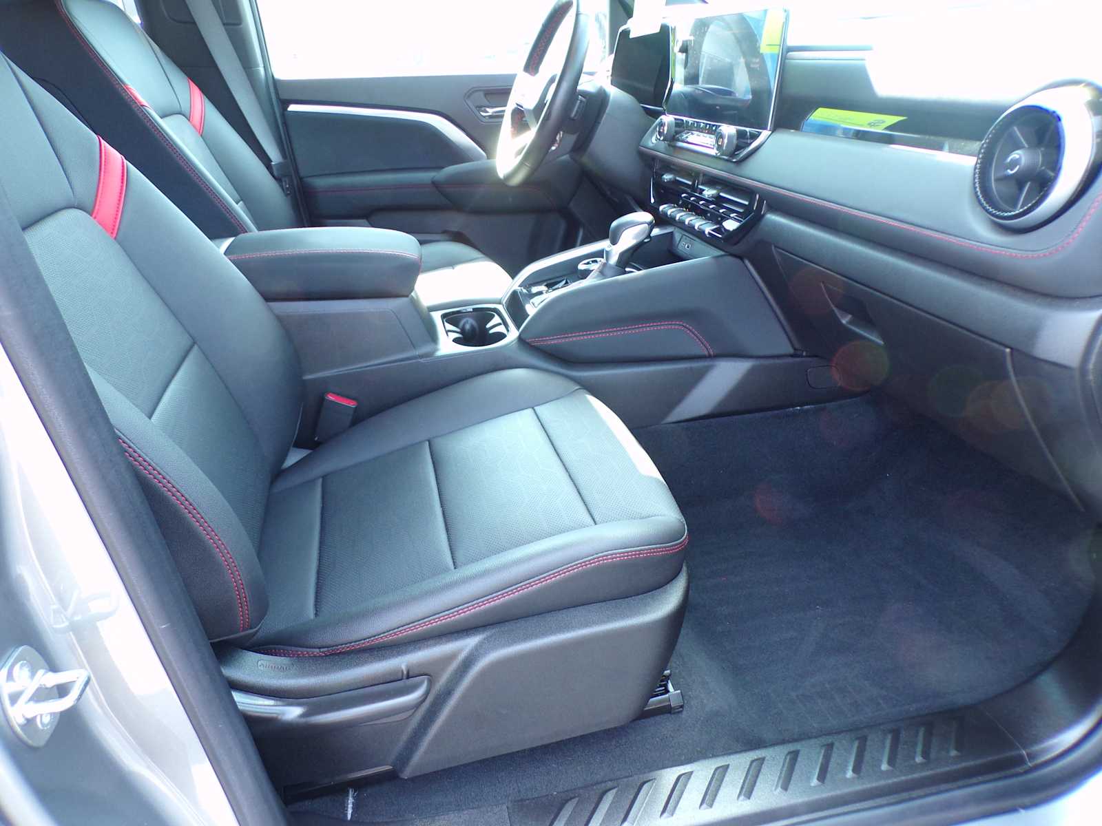 2023 Chevrolet Colorado Z71 photo 17