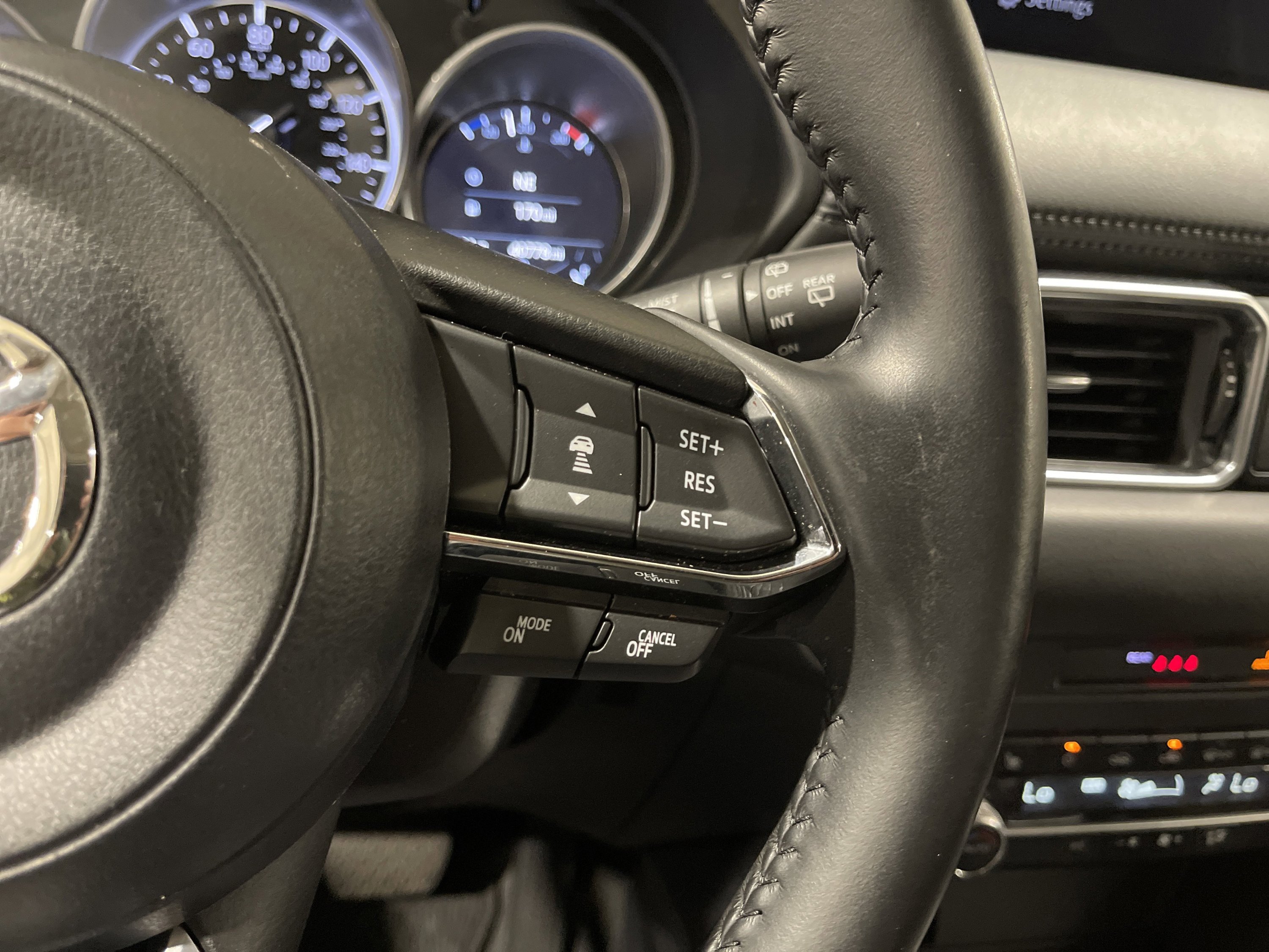 2024 Mazda CX-5 2.5 S Preferred photo 18