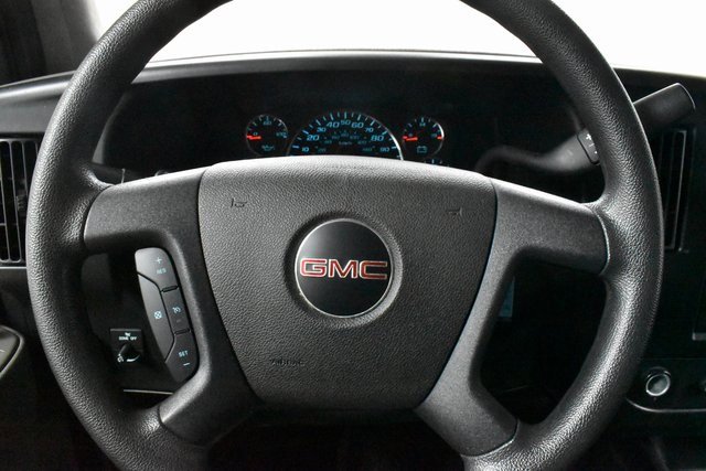 2023 Gmc Savana Cargo 2500 photo 16
