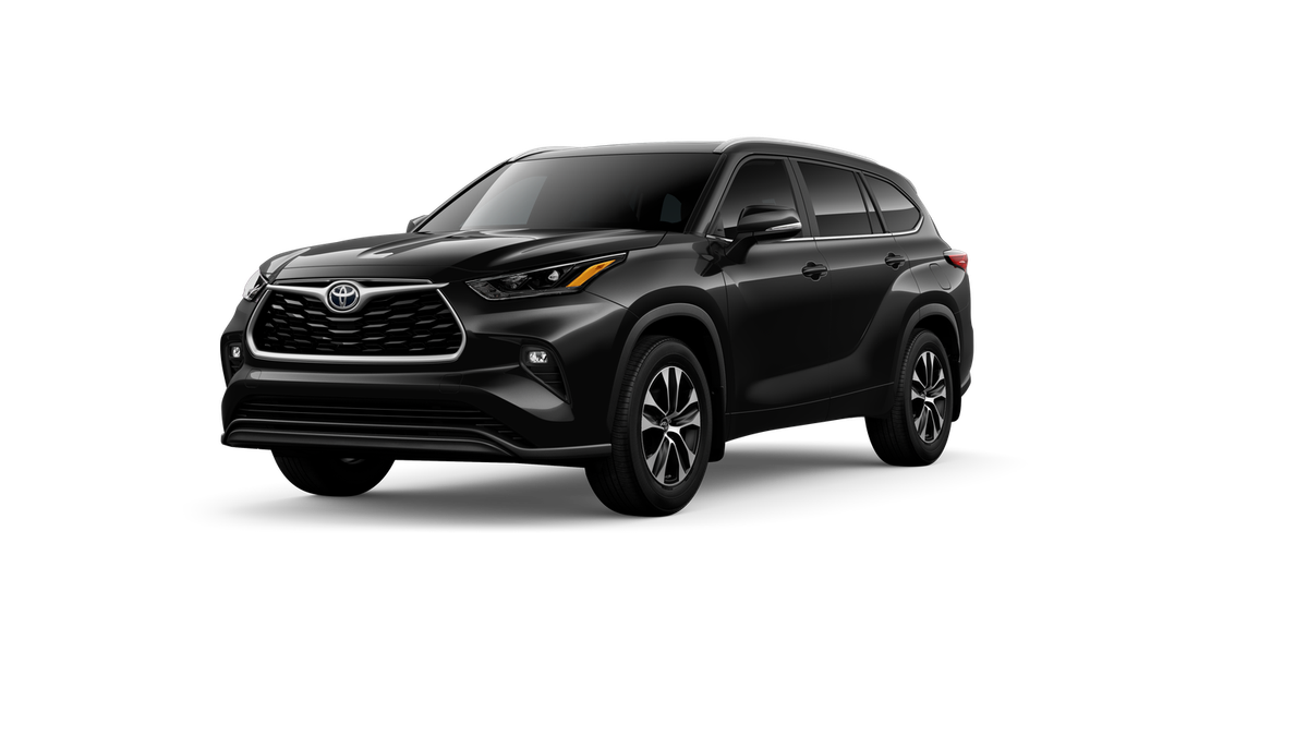 2026 Toyota Highlander XLE's photo