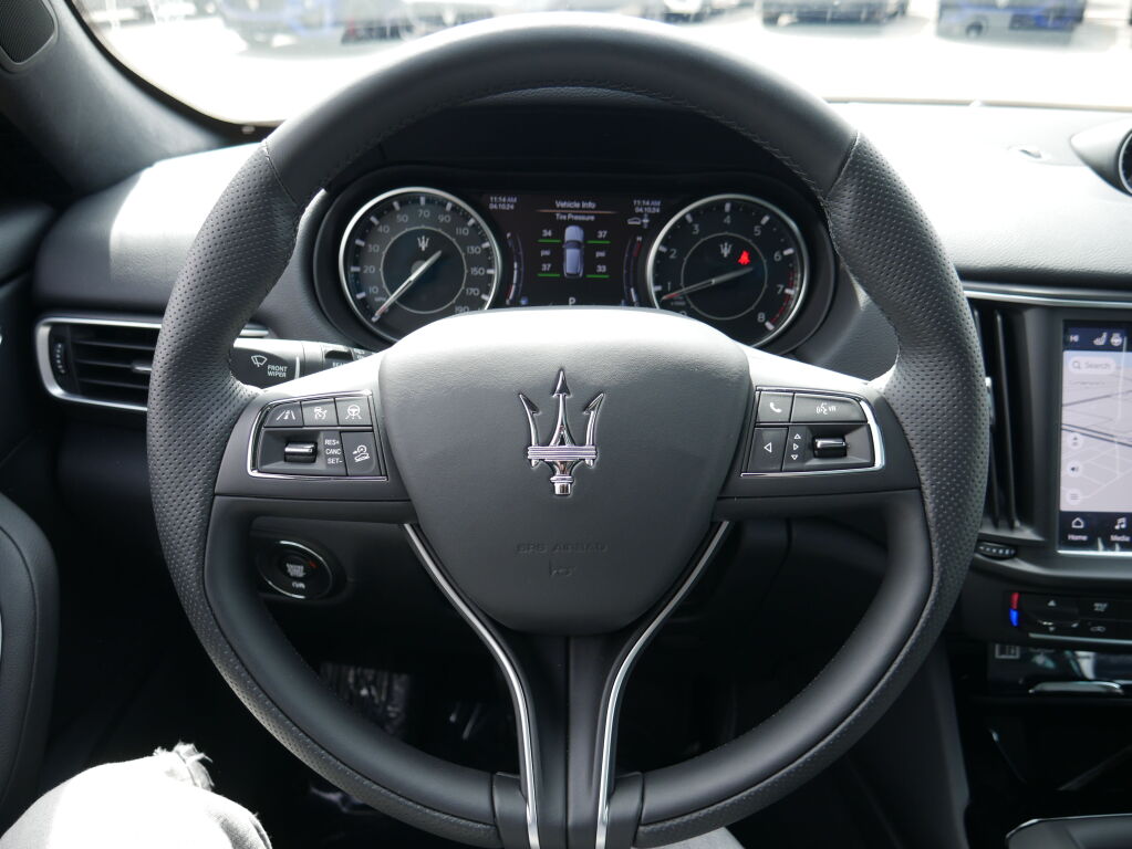 2023 Maserati Levante GT photo 29