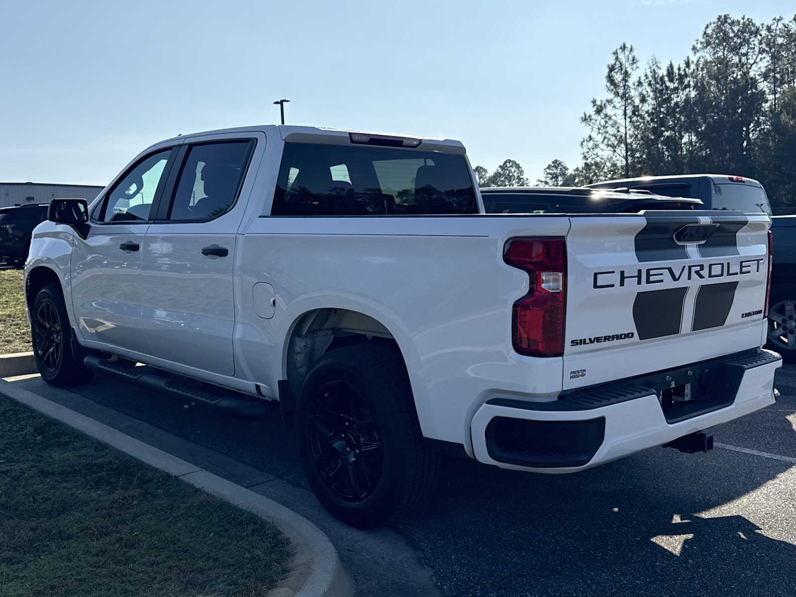 2024 Chevrolet Silverado 1500 Custom photo 3