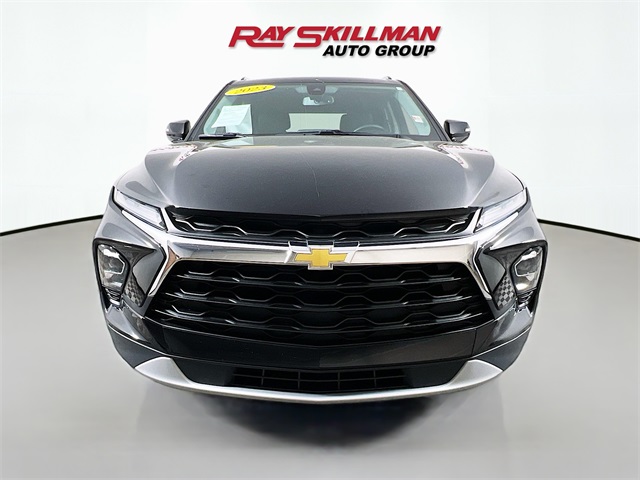 2023 Chevrolet Blazer 3LT photo 2