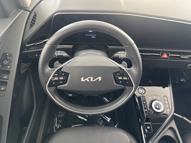 2024 Kia Niro Plug-In Hybrid SX photo 22