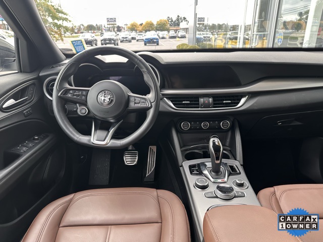 2024 Alfa Romeo Stelvio Ti photo 9