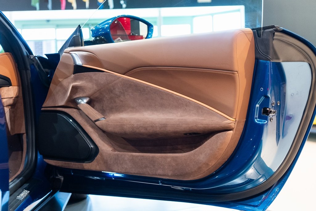 2022 Ferrari Roma Base photo 36