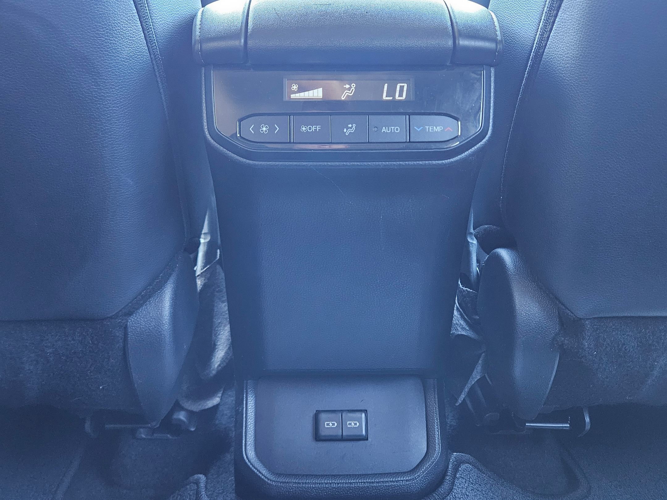 2024 Toyota Highlander XLE photo 26