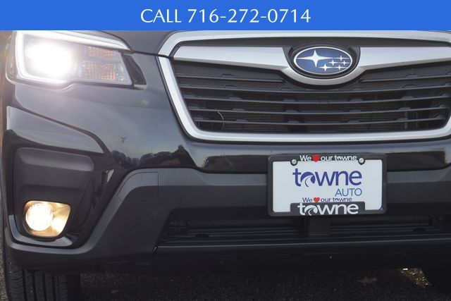 2021 Subaru Forester Premium photo 2