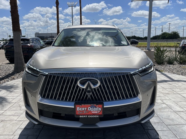 2026 Infiniti QX60 Luxe photo 3