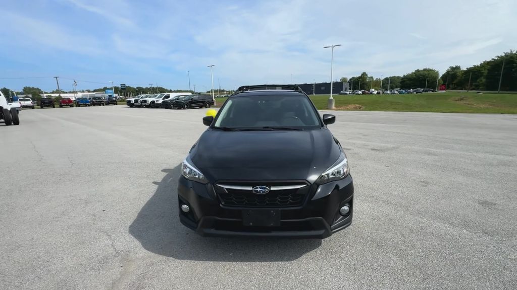 2019 Subaru Crosstrek 2.0i Premium photo 2