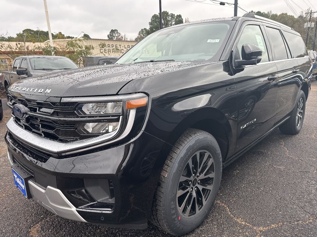2025 Ford Expedition Platinum MAX photo 3