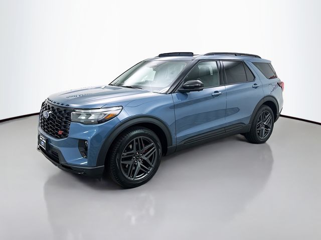 2025 Ford Explorer ST photo 3