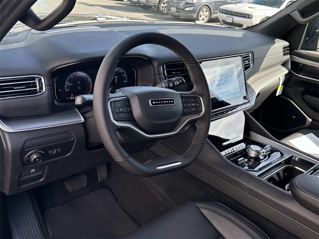 2025 Jeep Wagoneer Series II photo 2