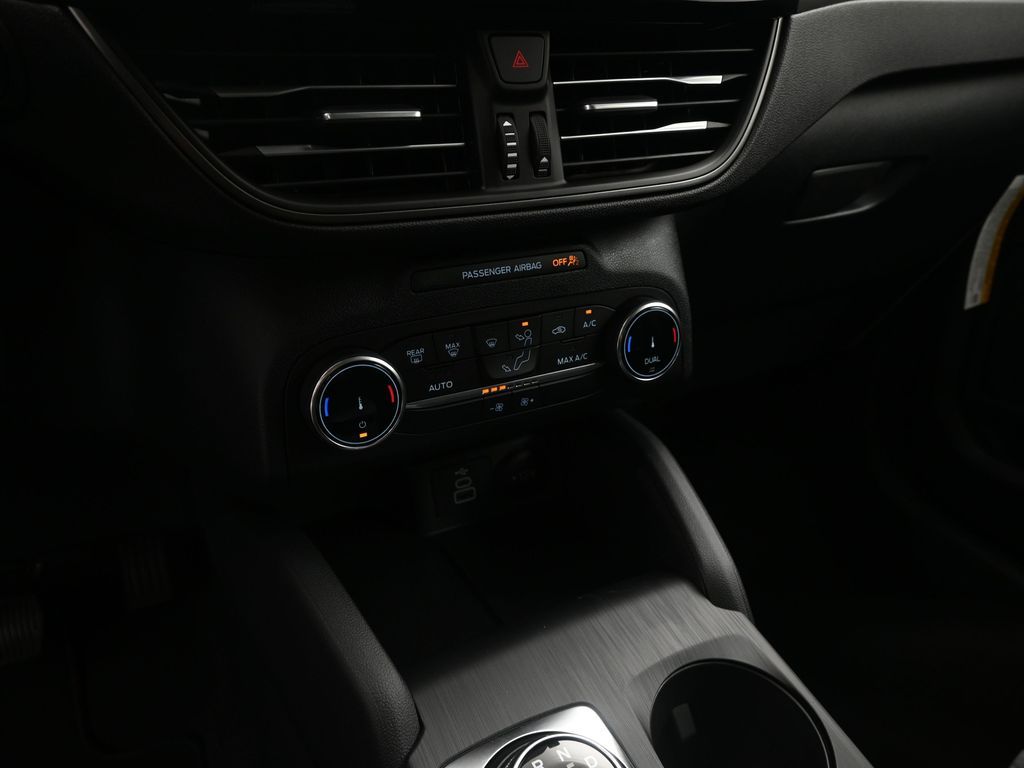 2025 Ford Escape Active photo 14
