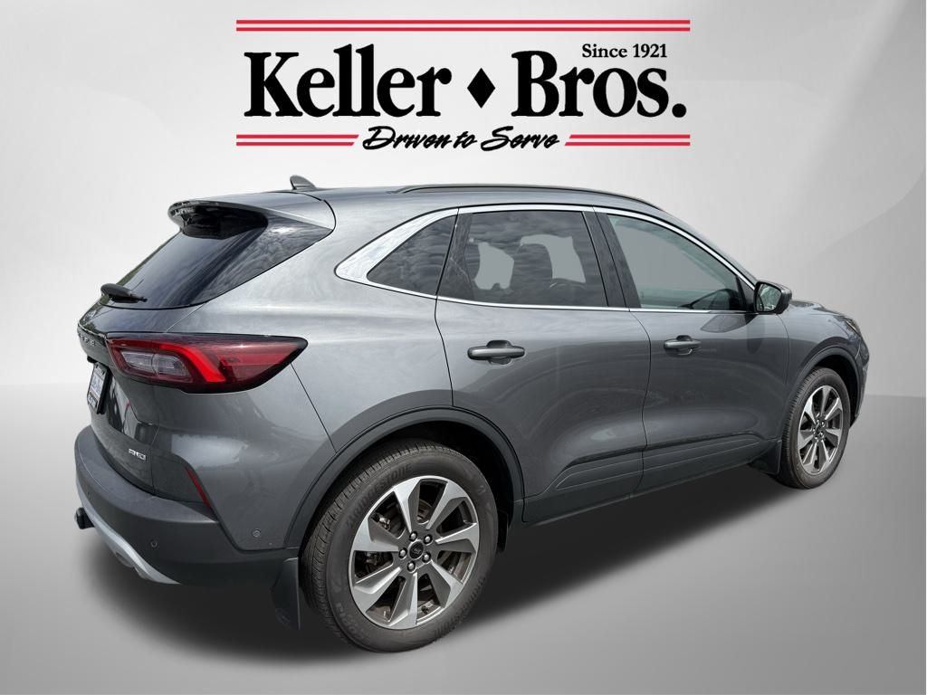 2023 Ford Escape Platinum photo 6