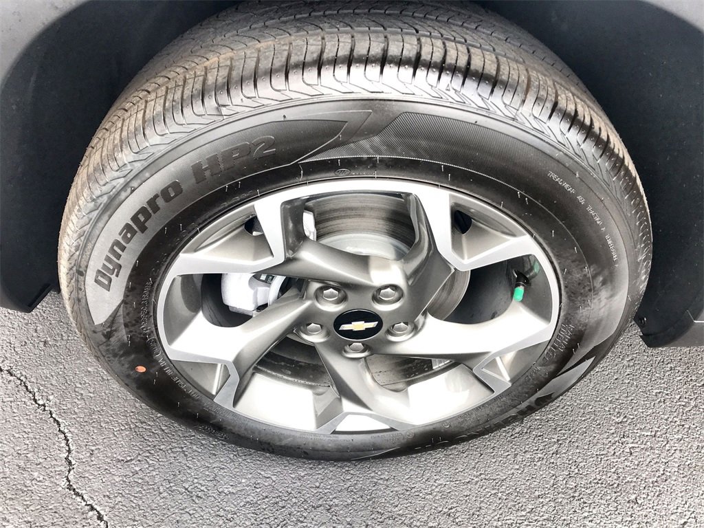 2025 Chevrolet Trax LT photo 10