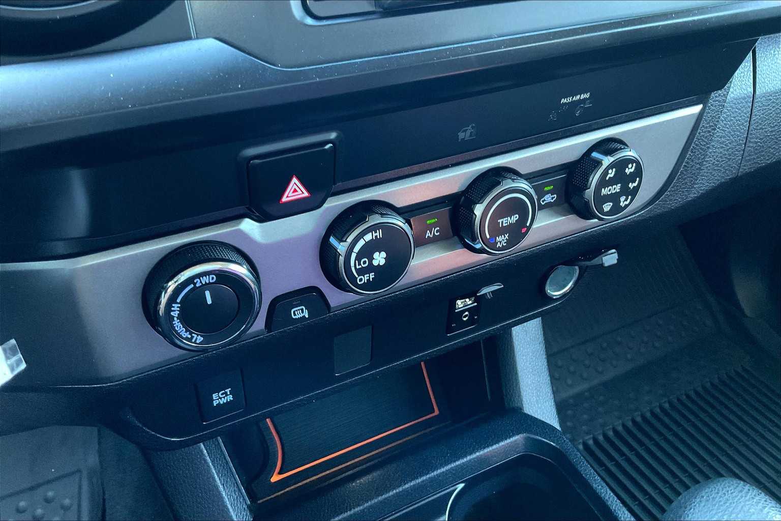 2019 Toyota Tacoma SR 4x4 Double Cab V6 photo 29