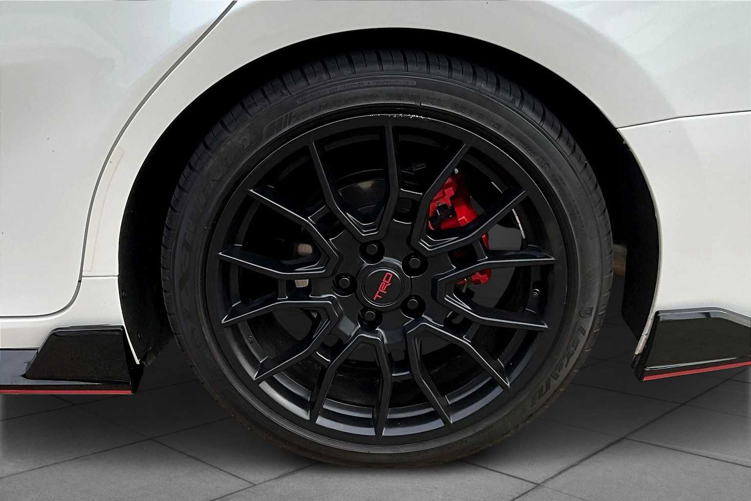 2023 Toyota Camry TRD V6 photo 9