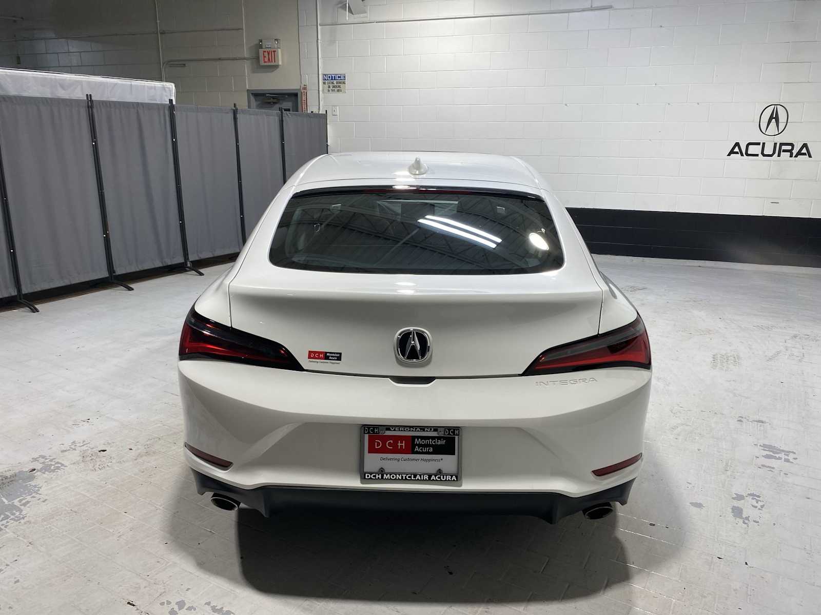 2024 Acura Integra Base photo 5