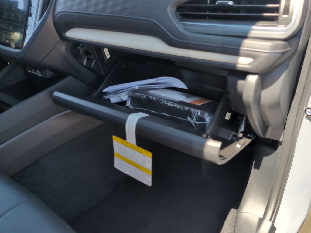 2025 Subaru Forester Limited photo 21
