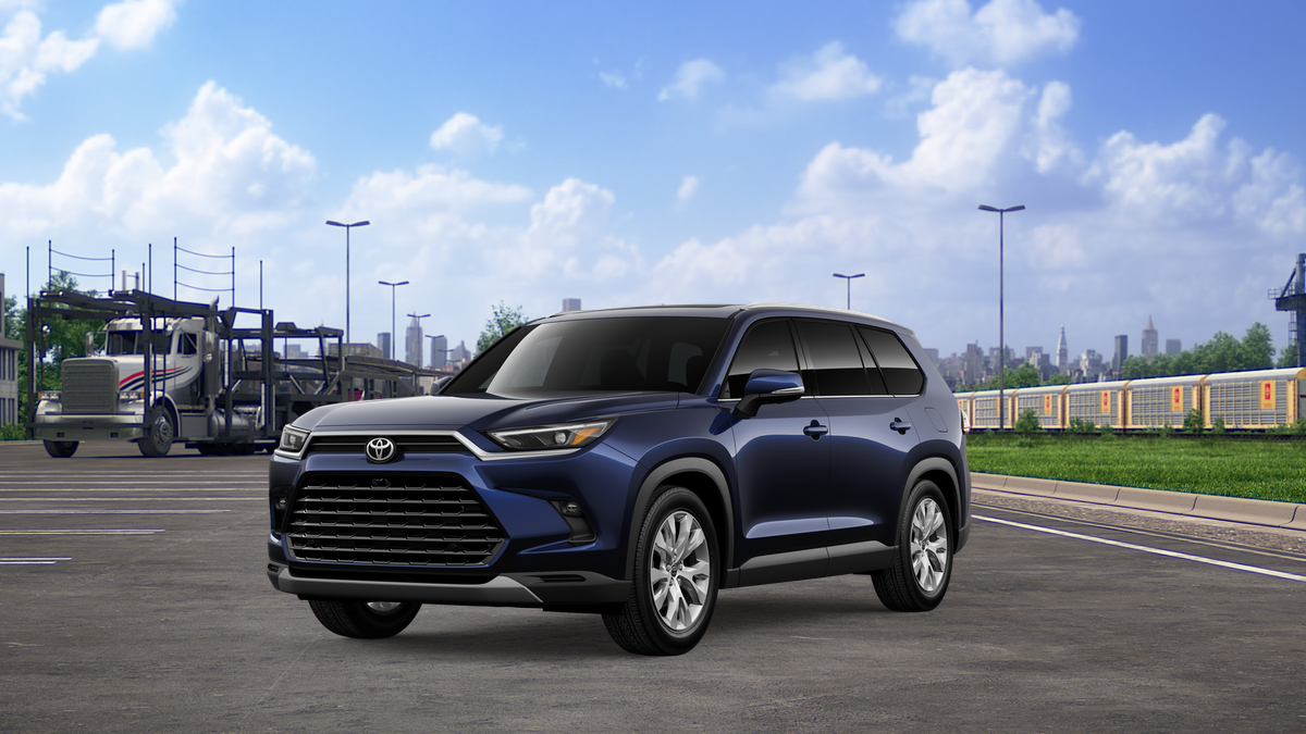 2026 Toyota Grand Highlander Limited's photo
