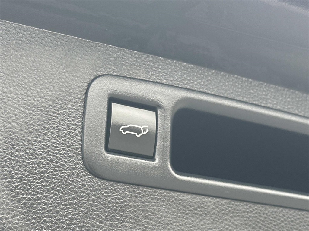 2022 Toyota Highlander XSE photo 4