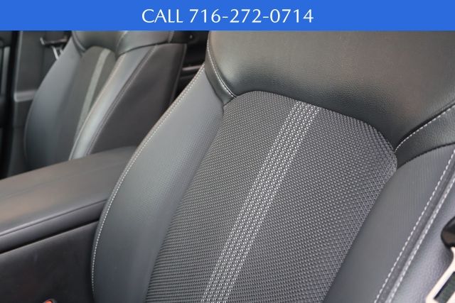 2023 Mazda CX-50 2.5 Preferred Plus photo 3