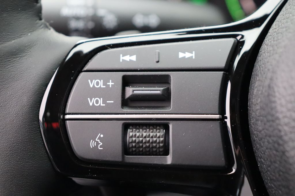 2025 Honda Accord Touring photo 28