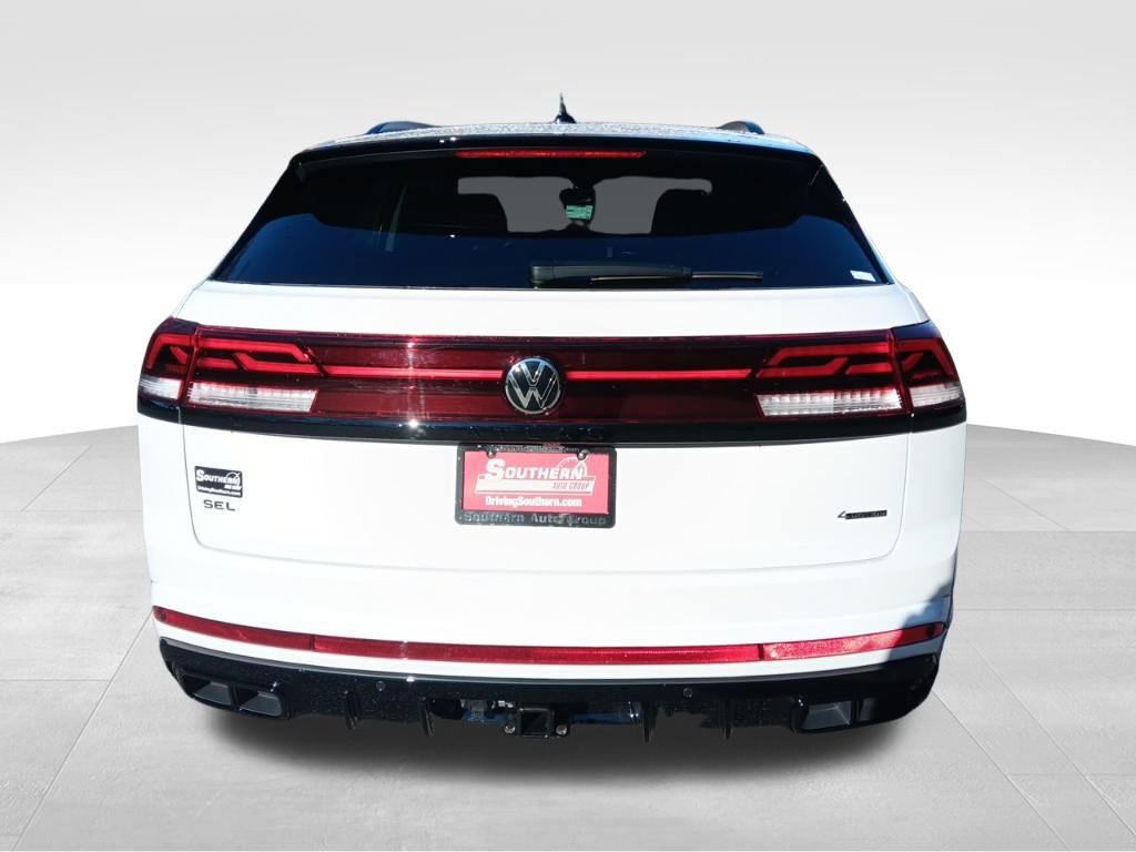 2025 Volkswagen Atlas Cross Sport SEL R-Line photo 3