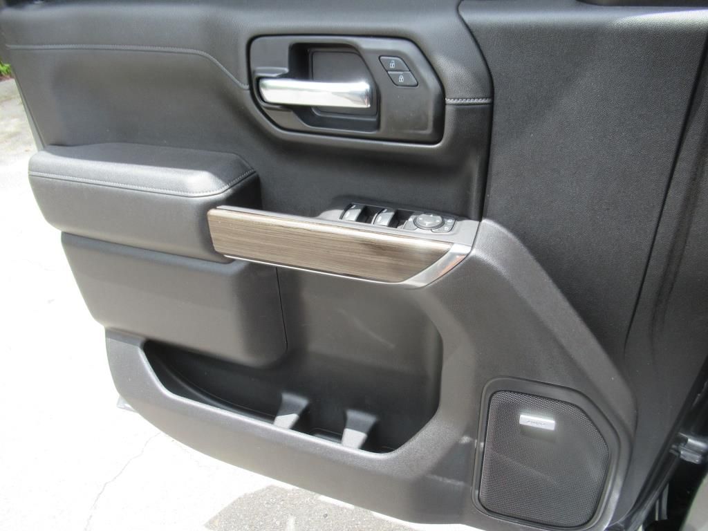 2022 Chevrolet Silverado 1500 RST photo 27