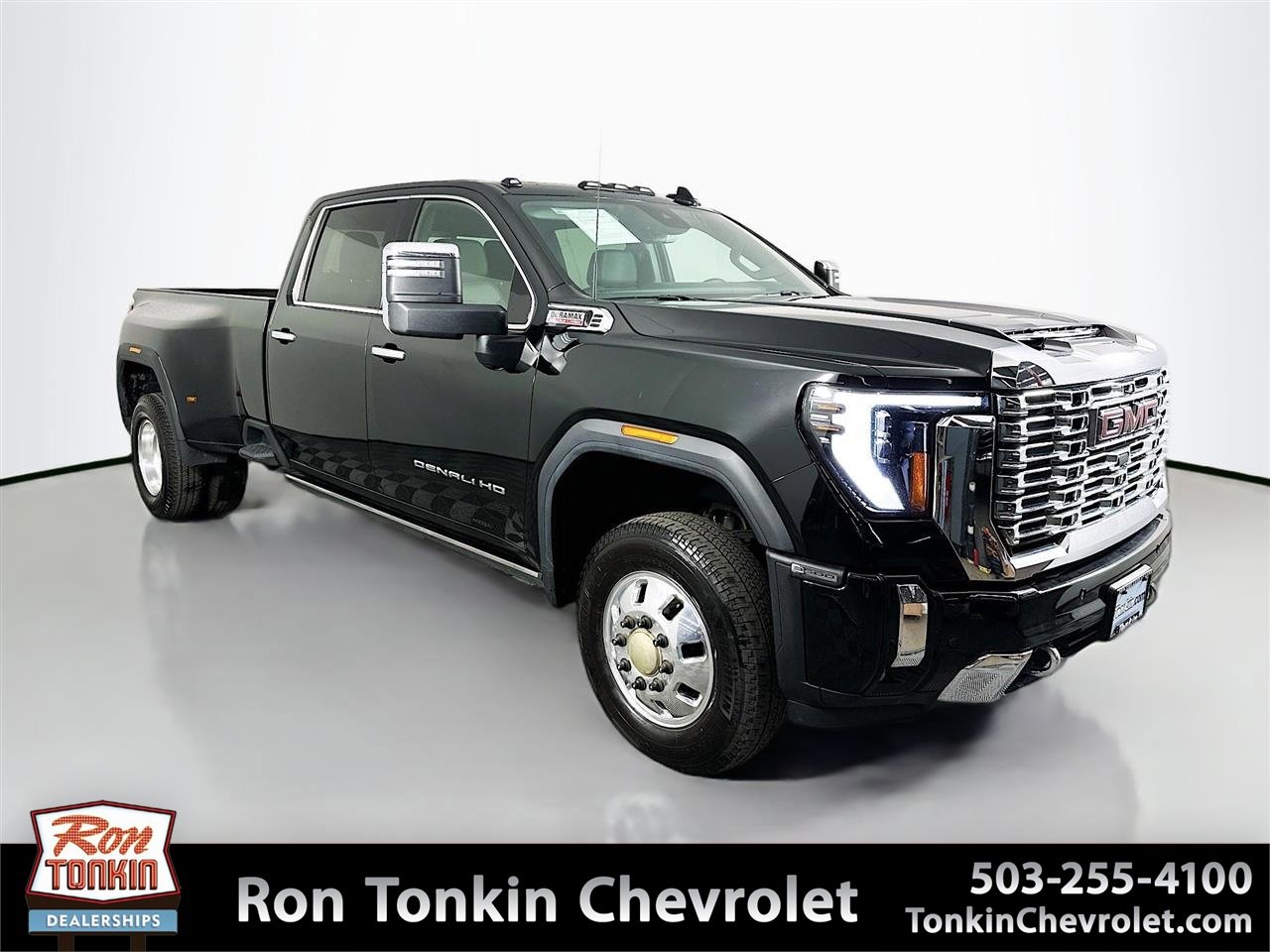 2025 GMC Sierra 3500HD Denali's photo