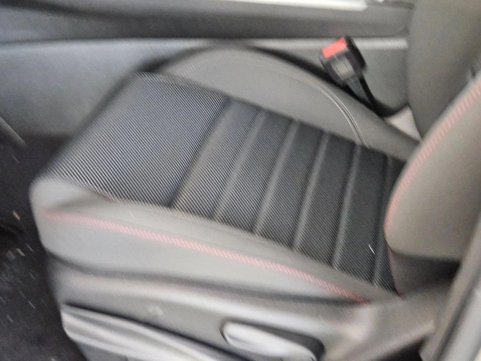 2025 Dodge Hornet GT photo 4