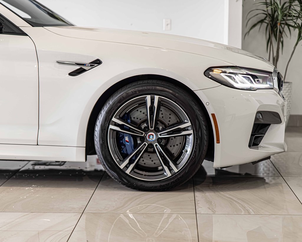2023 BMW M5 - Image 10