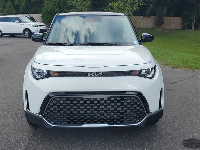 2025 Kia Soul EX photo 2