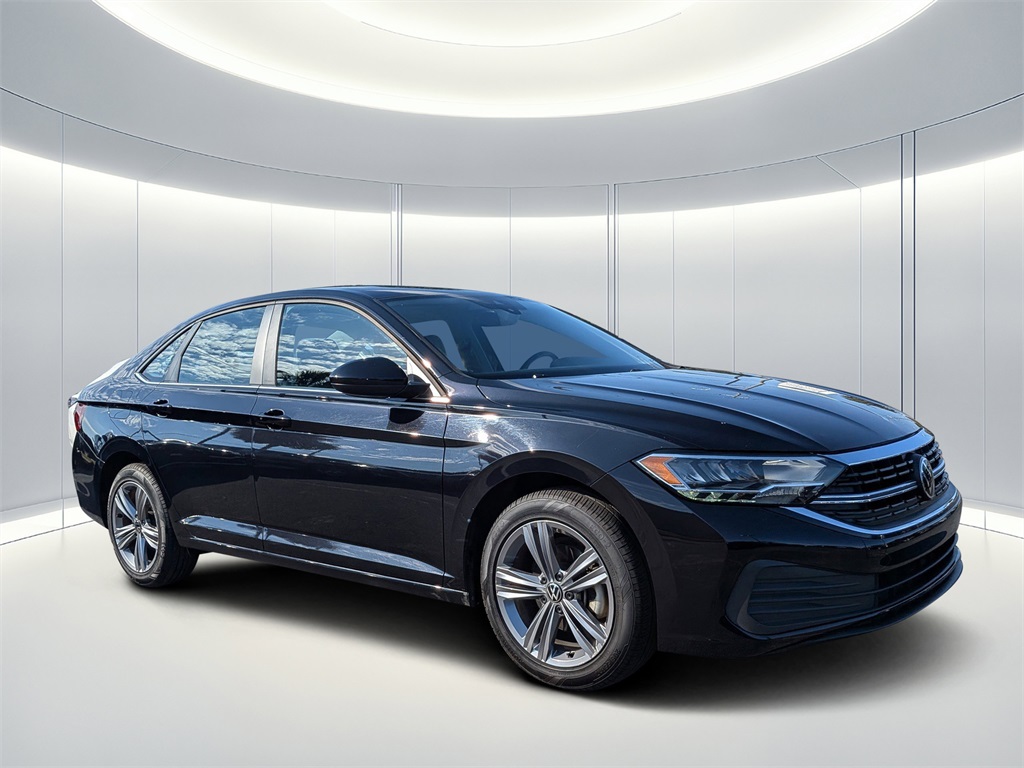 2024 Volkswagen Jetta SE's photo