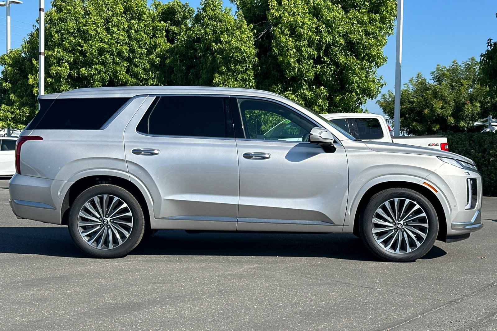 2025 Hyundai Palisade Calligraphy photo 3