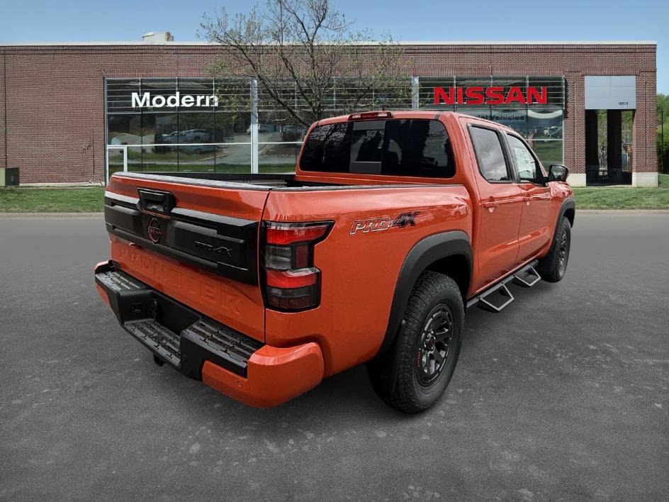 2025 Nissan Frontier PRO-4X photo 7