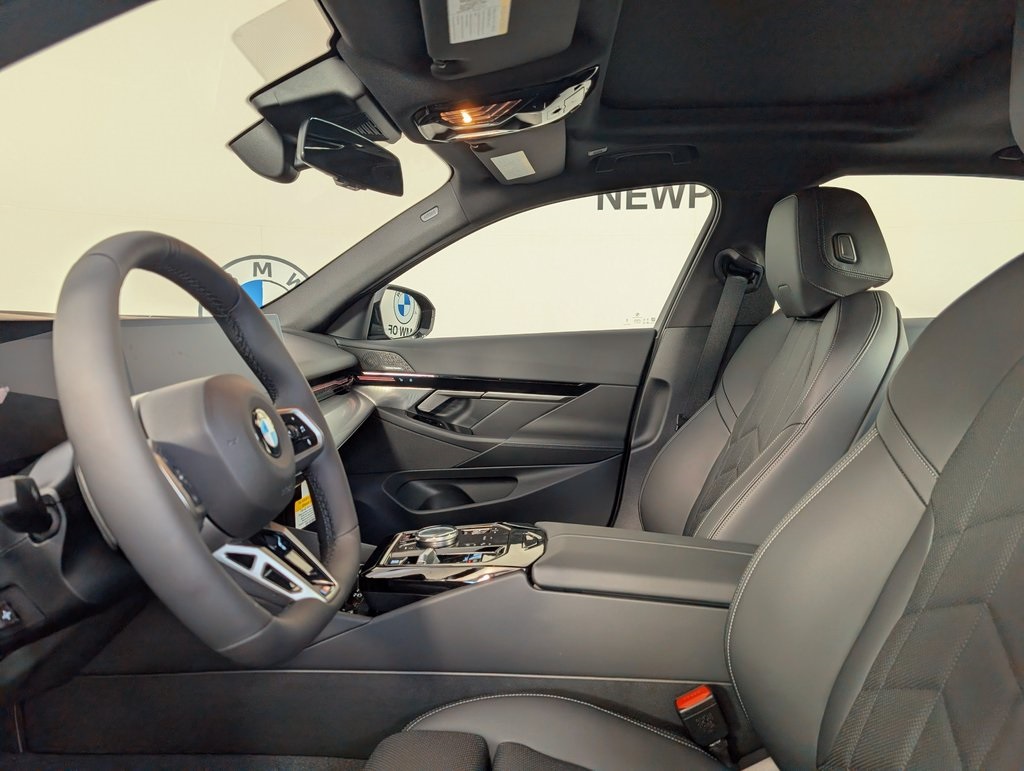 2026 Bmw 530i xDrive photo 2