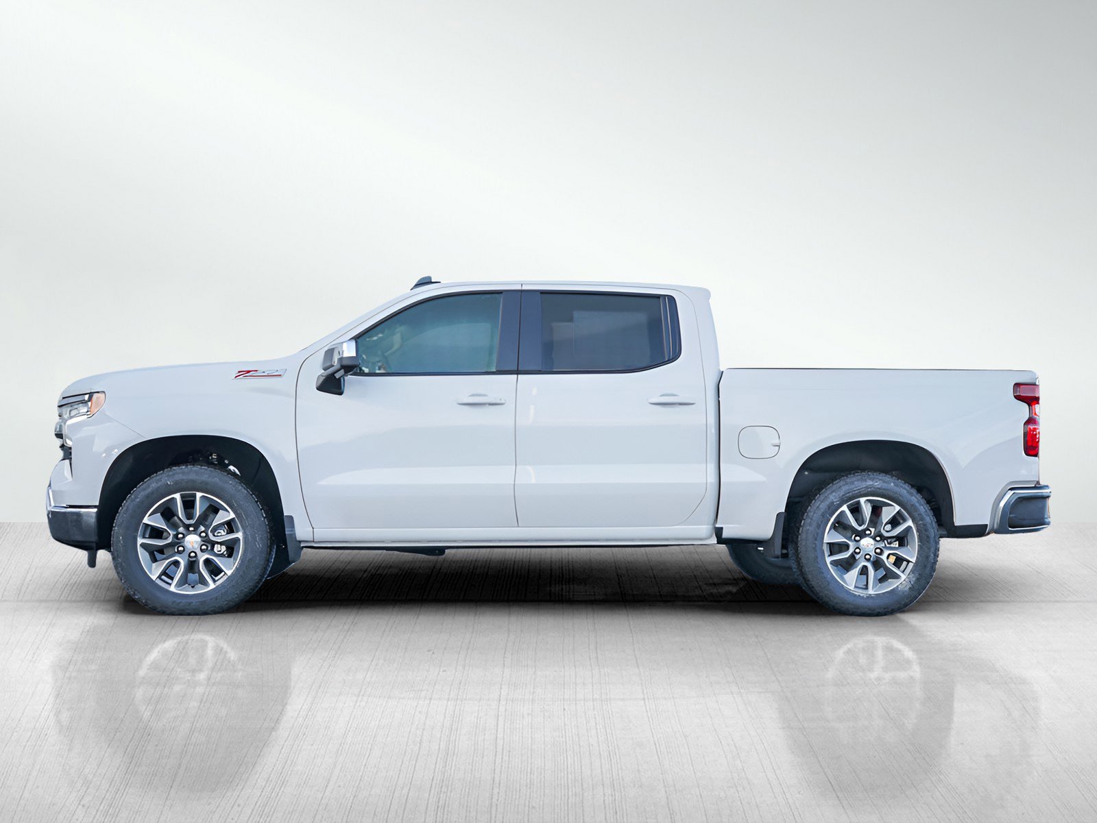2025 Chevrolet Silverado 1500 LT photo 3